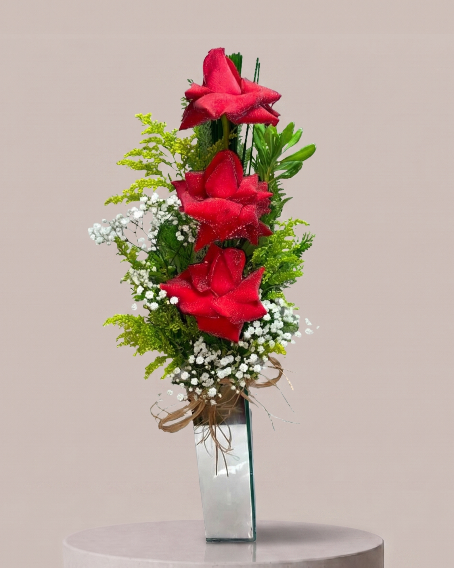 Arranjo de 3 Rosas Importadas no vidro